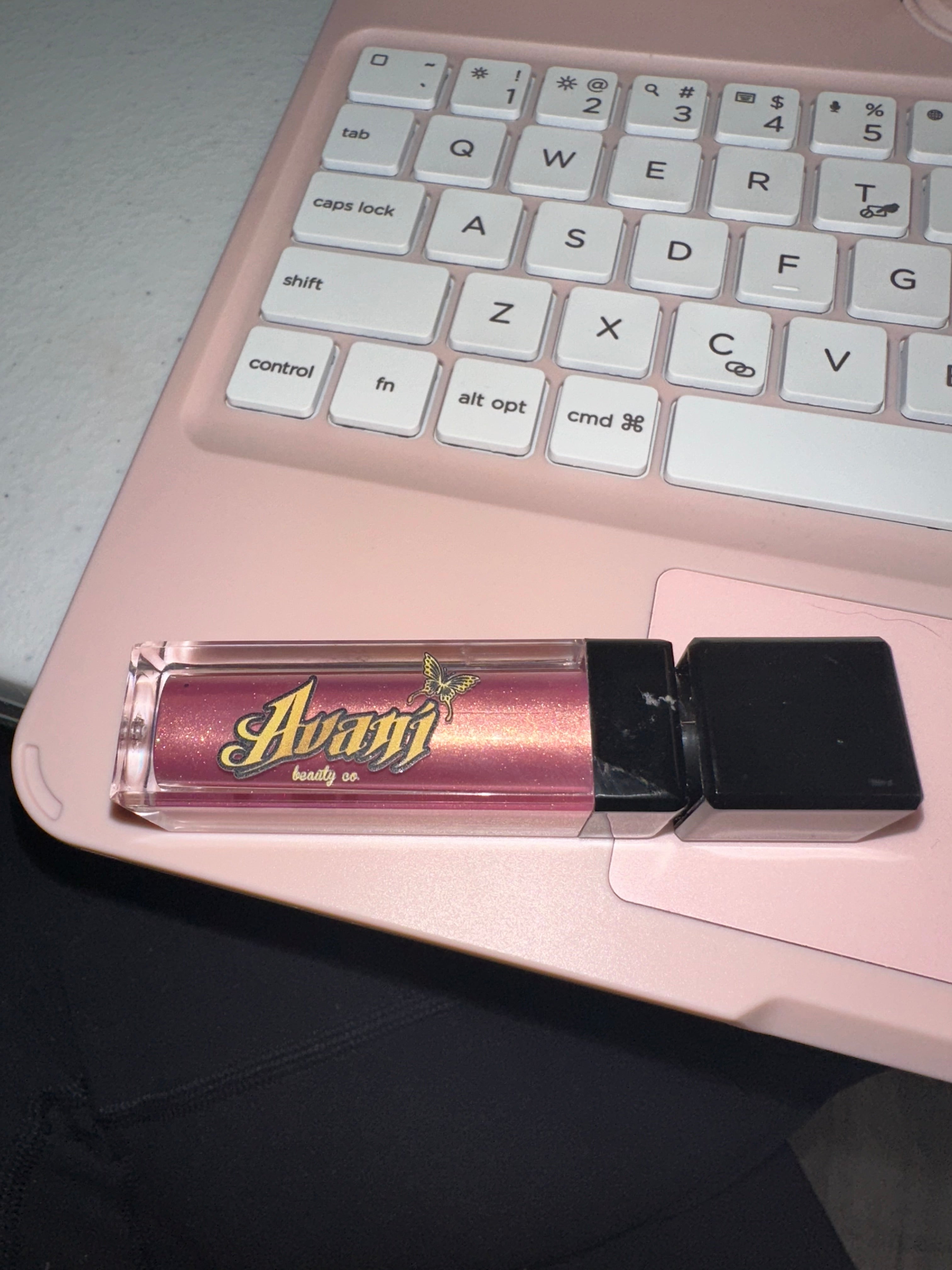 Pinky Lipgloss